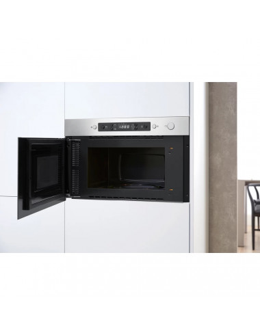 Four micro-ondes encastrable WHIRLPOOL AMW442IX