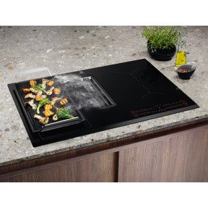 Plaque induction avec hotte intégrée ELECTROLUX KCC8344