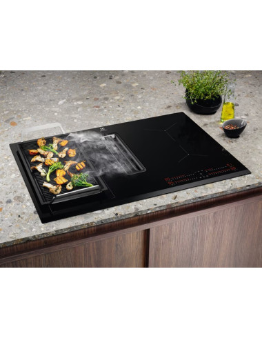 Plaque induction avec hotte intégrée ELECTROLUX KCC8344