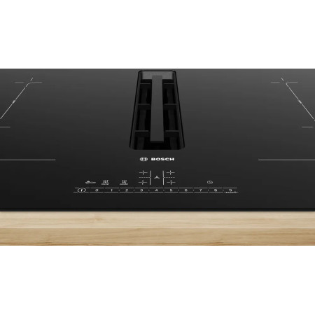Plaque induction avec hotte intégrée BOSCH PVQ811F15E