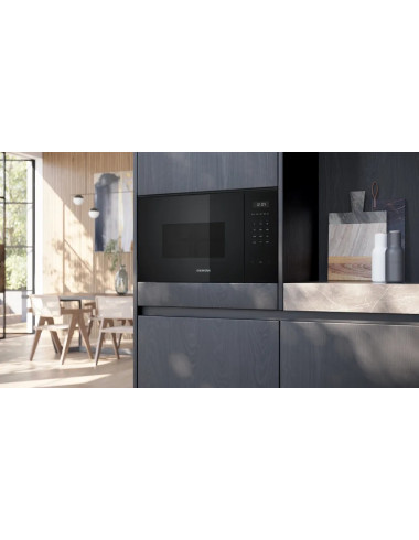 Four micro-ondes encastrable SIEMENS BE555LMB1