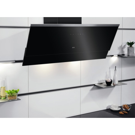 Hotte inclinée AEG DVE5962HB