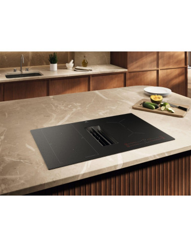 Plaque induction avec hotte intégrée ELECTROLUX KCC83443CZ