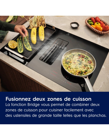 Plaque induction avec hotte intégrée ELECTROLUX KCC8344